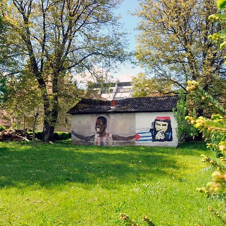 アパート Garden's - *