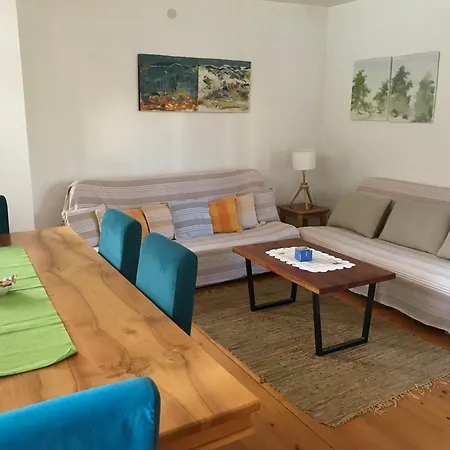 Garden's - Daire Kosjeric