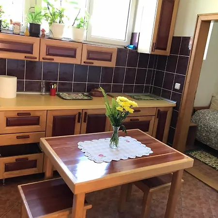 Garden's - * Kosjeric